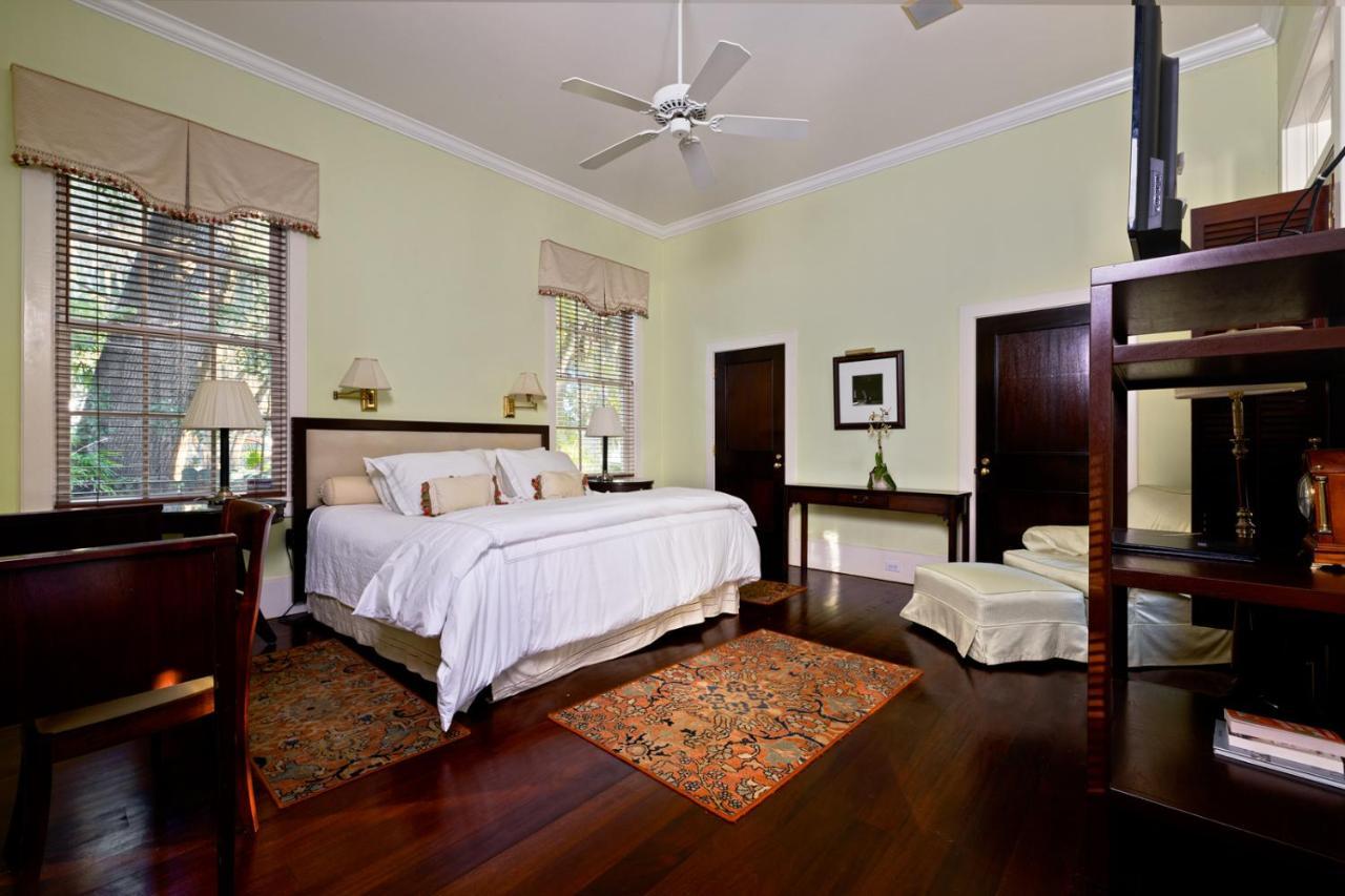 Rhett House Bed & Breakfast Beaufort Exterior photo